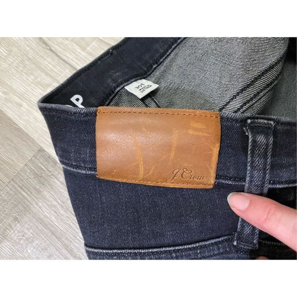 J. Crew 9" demi-boot crop jean in Dark Worn wash, Size 30T, MSRP $138 - Picture 7 of 12